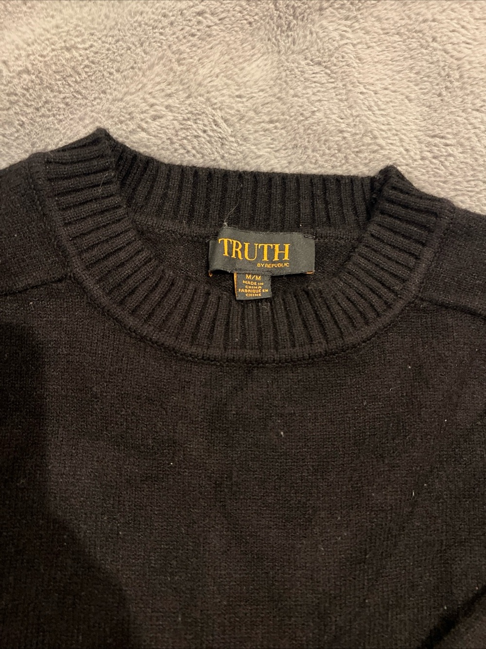 TRUTH by Republic Women’s Knit Crewneck Pullover Sweater Black Long Sleeve M